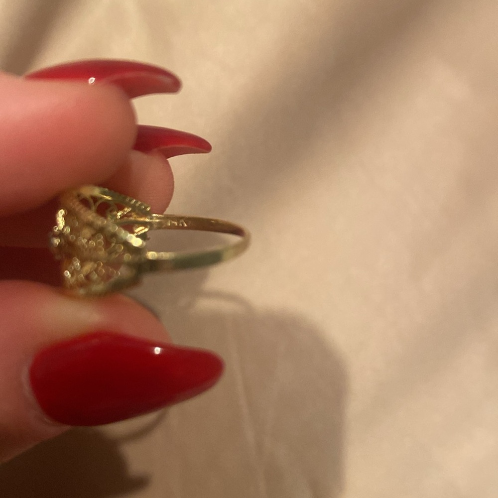 Ornate 14K Solid Gold Filigree Ring with Vintage Design - Picture 6 of 6